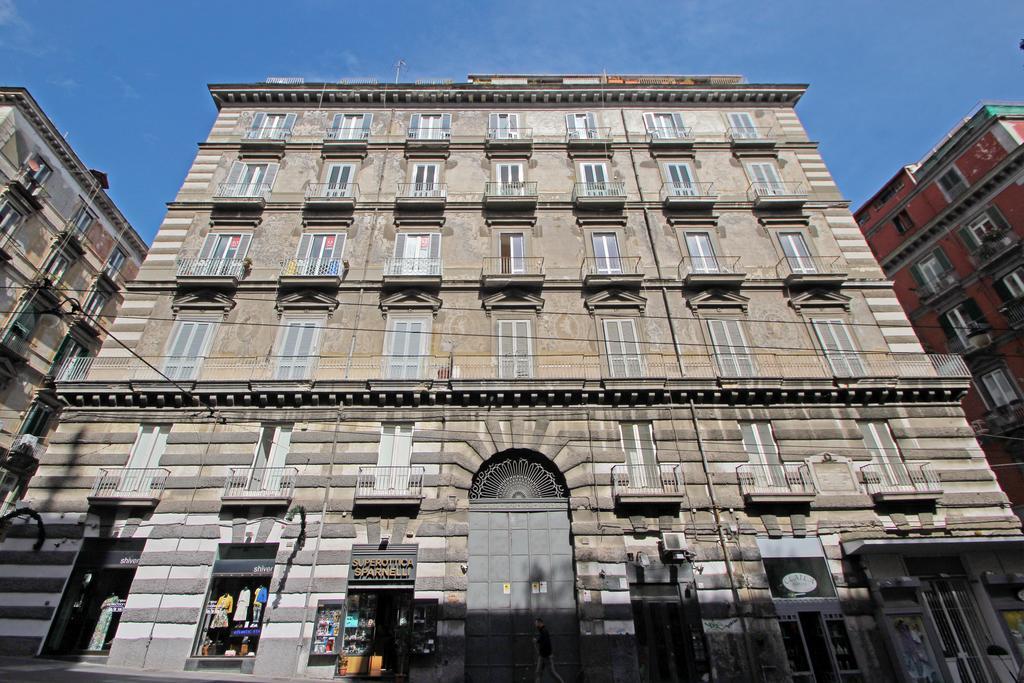 Casa Dante - Historic Apartment In The Perfect Naples Location Eksteriør billede