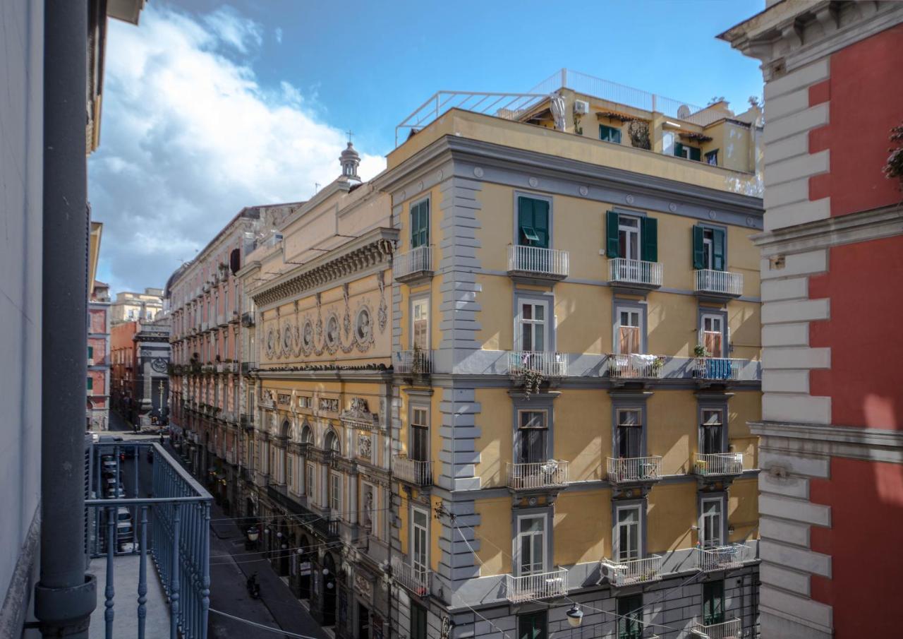 Casa Dante - Historic Apartment In The Perfect Naples Location Eksteriør billede