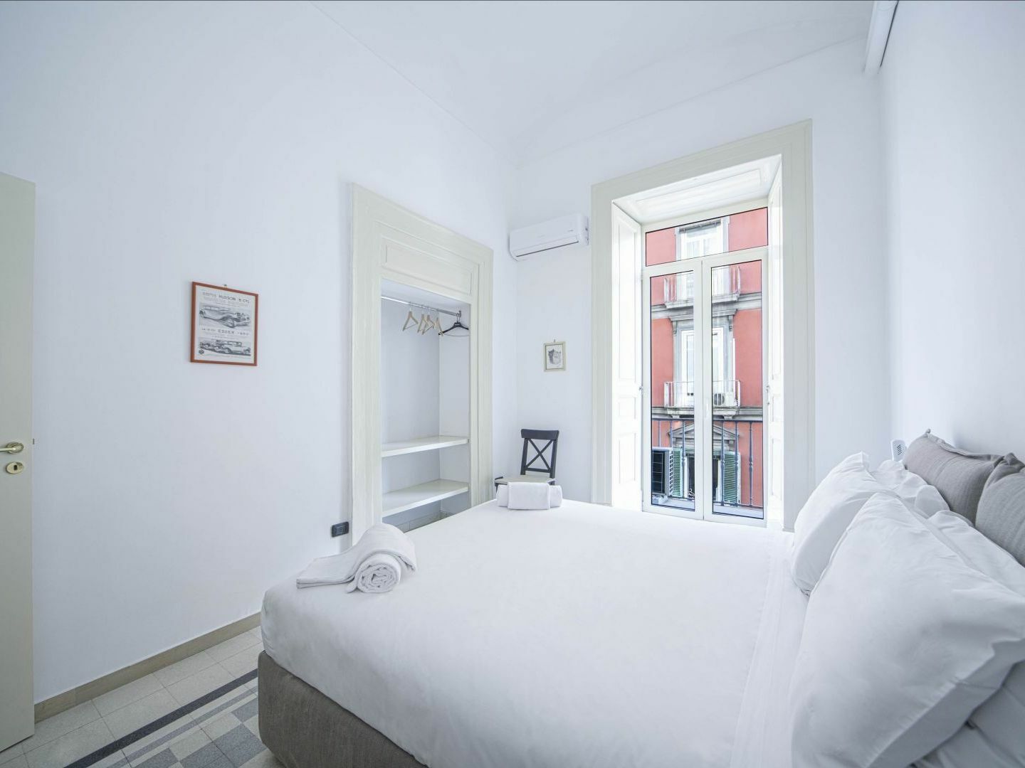 Casa Dante - Historic Apartment In The Perfect Naples Location Eksteriør billede